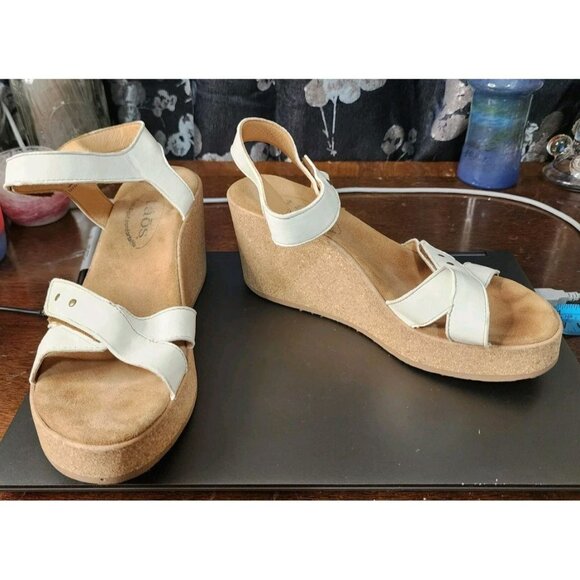 Taos Lexie Wedge Sandals Womens Size 7-7.5 White Leather Slingback Strappy Shoes - Picture 1 of 8